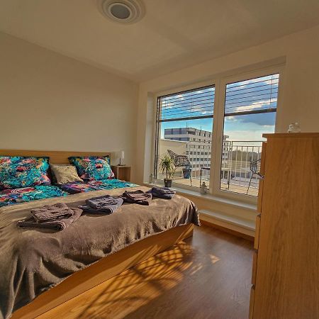 Modern Flat With Large Terrace Apartment Hradec Kralove Exterior photo