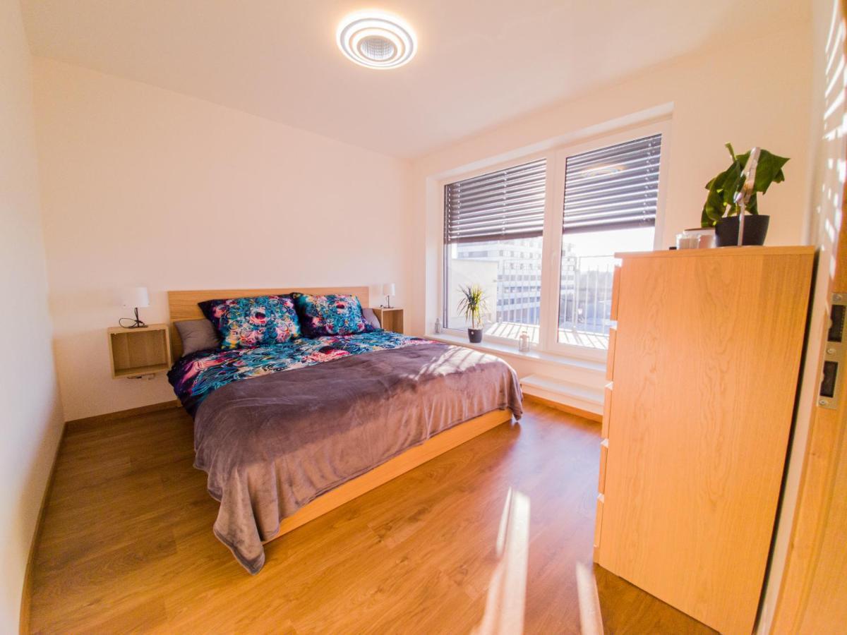 Modern Flat With Large Terrace Apartment Hradec Kralove Exterior photo